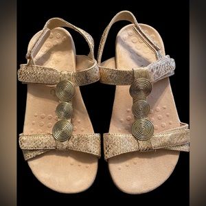 Women’s Vionic Rest Farra Sandals Size 9
